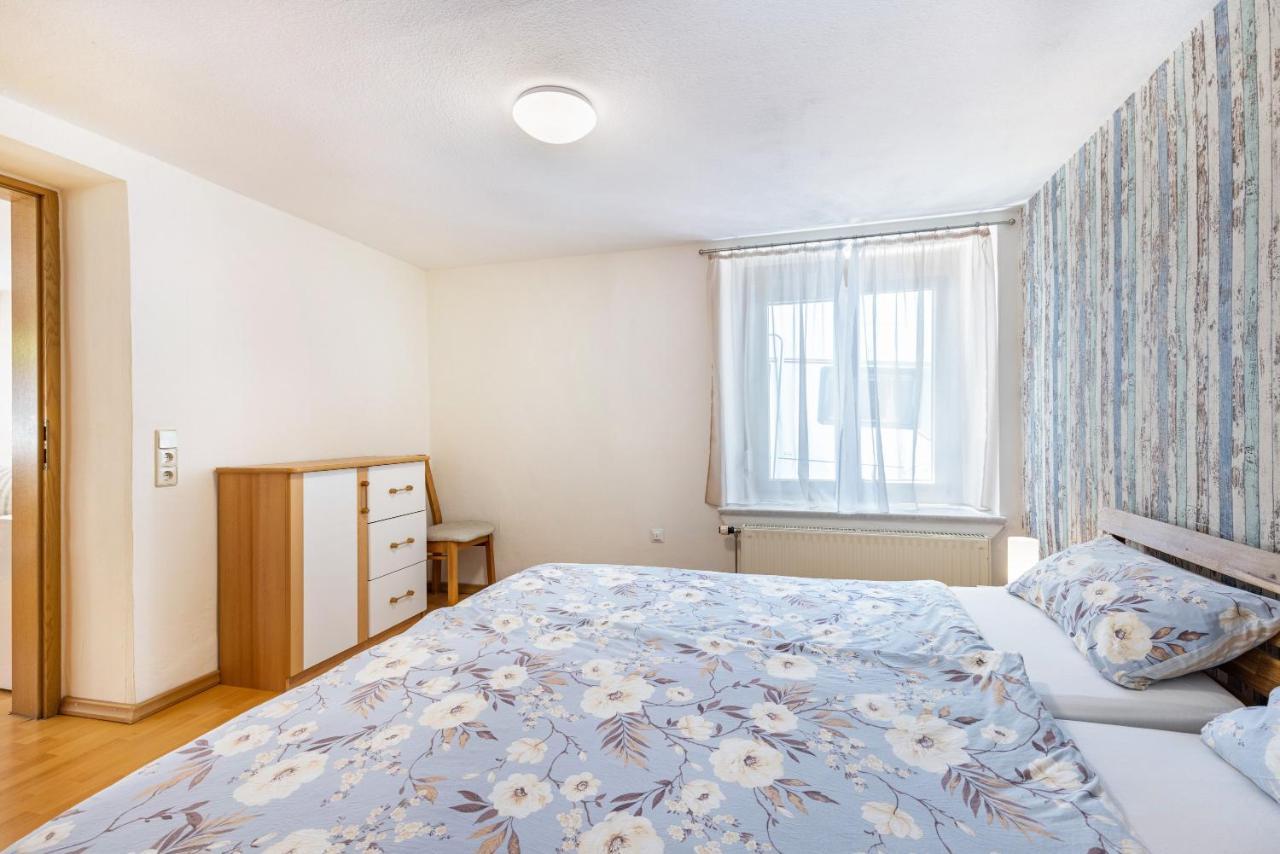 Alb Rose Ferienwohnung Sonnenbuhl Exterior photo